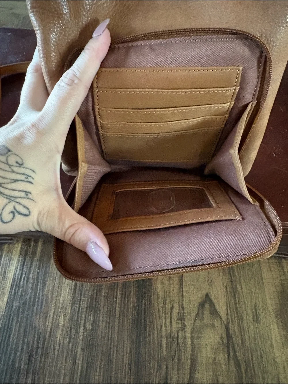 Fossil Tan Leather Messenger Crossbody Bag